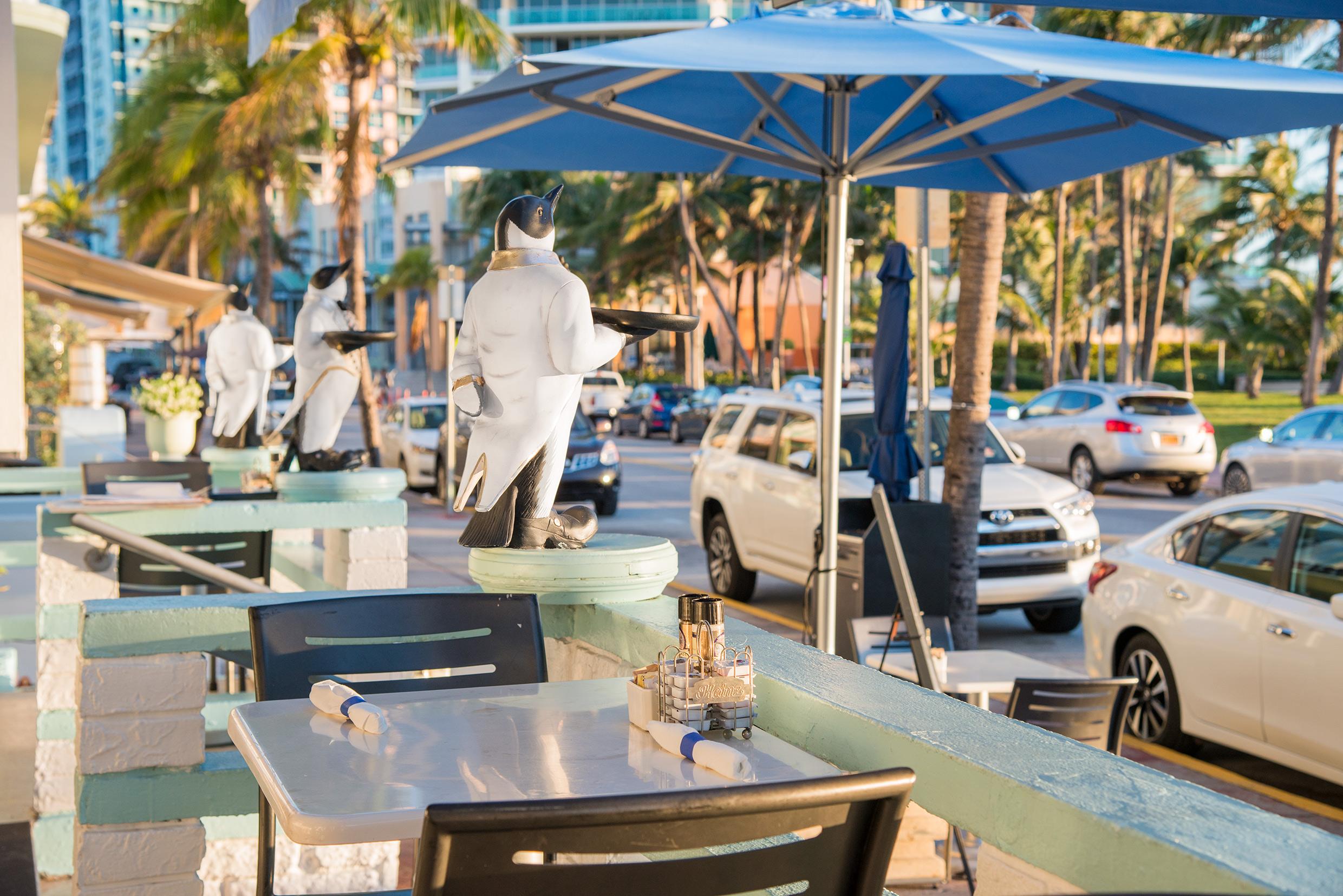 Penguin Hotel Miami Beach Bagian luar foto