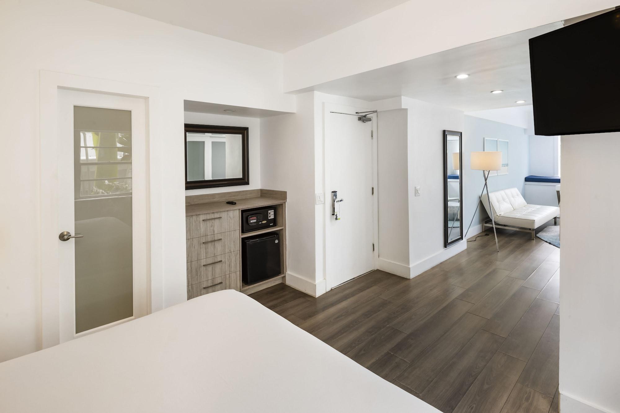 Penguin Hotel Miami Beach Bagian luar foto