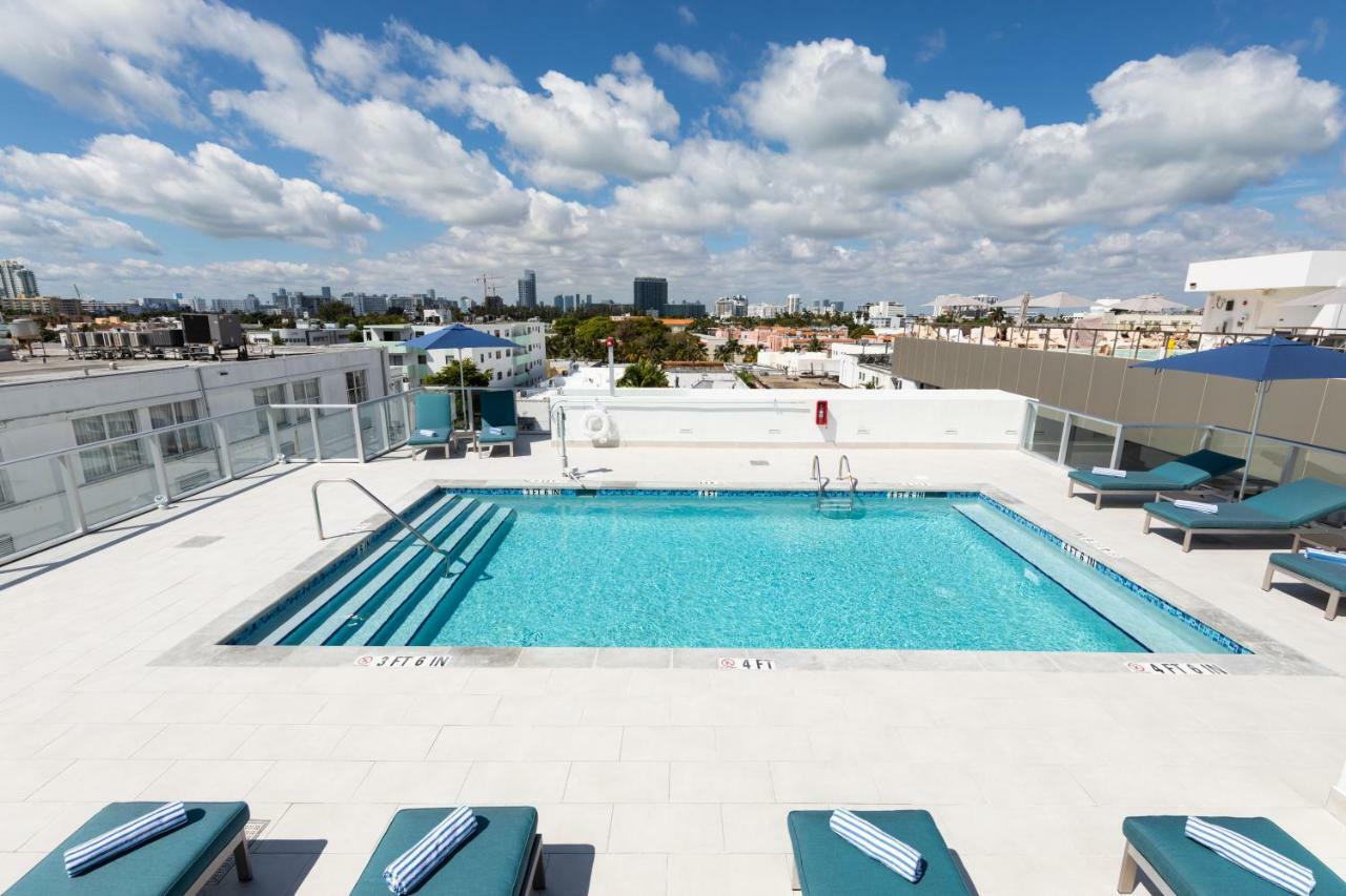 Penguin Hotel Miami Beach Bagian luar foto