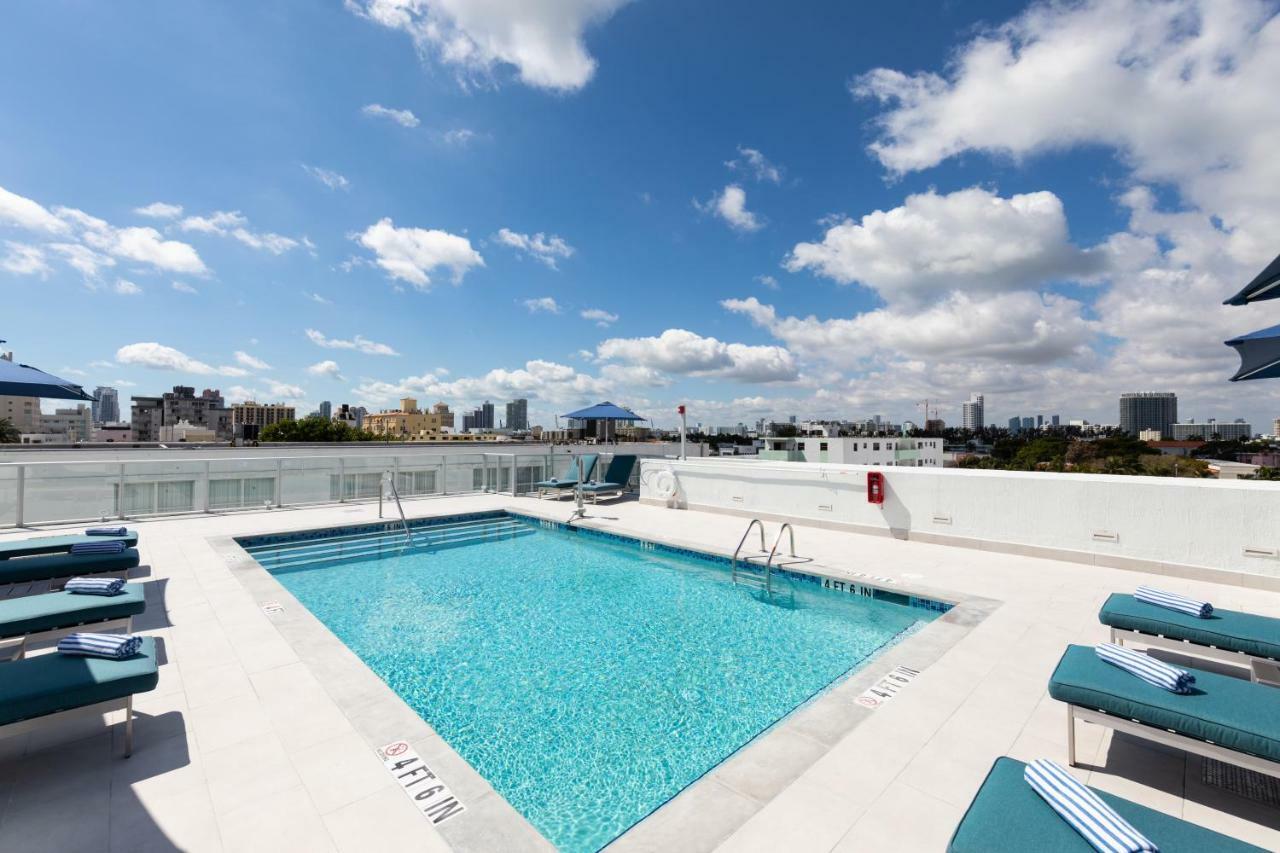 Penguin Hotel Miami Beach Bagian luar foto